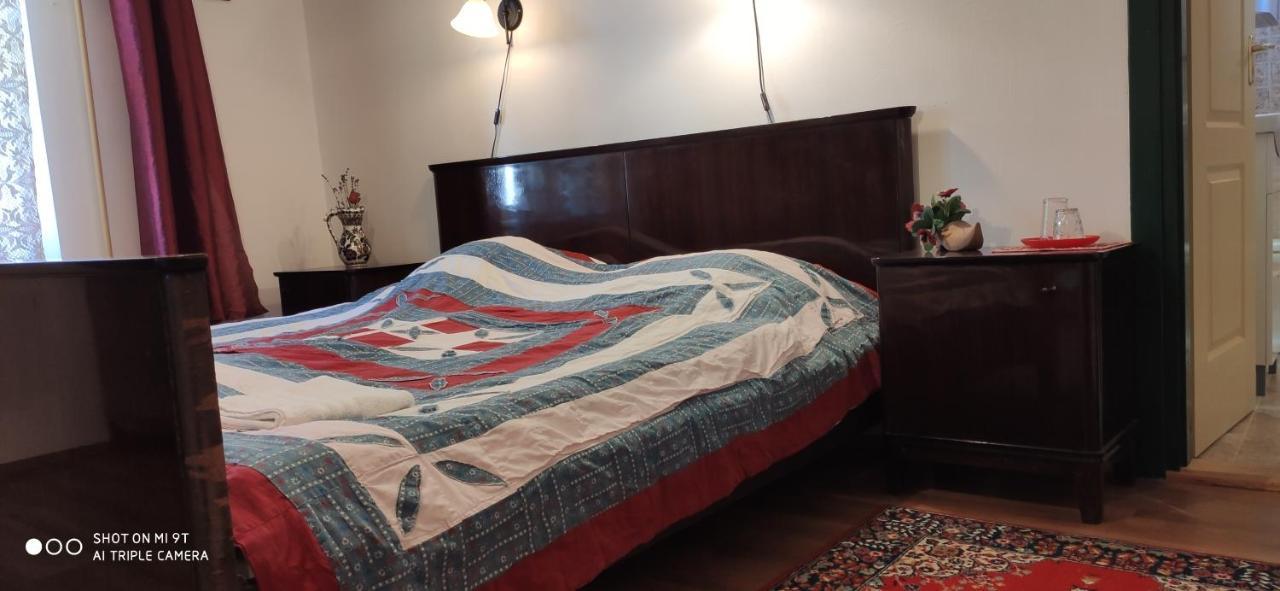 Hotel Teréz Háza à Pazmand Extérieur photo