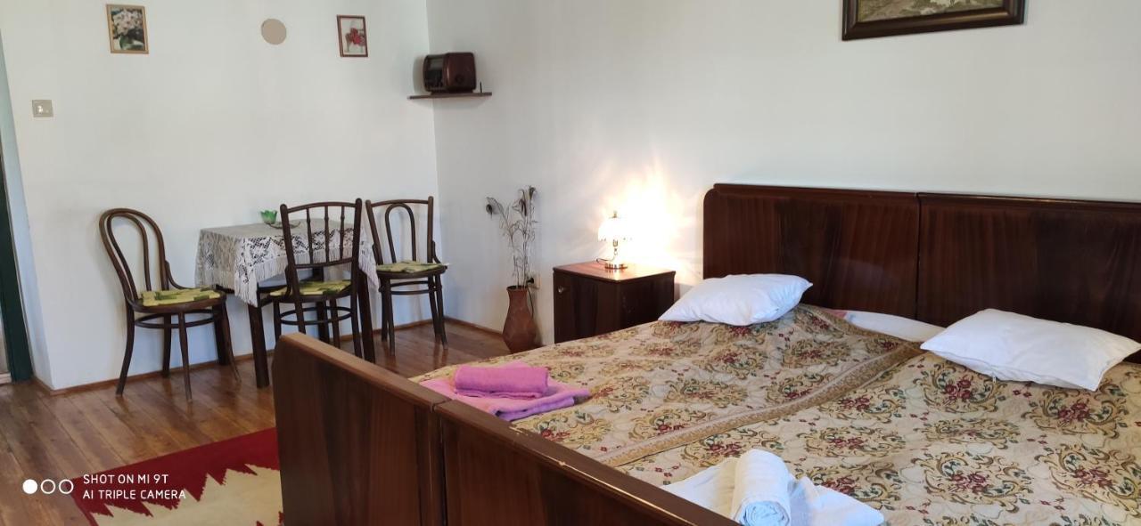 Hotel Teréz Háza à Pazmand Extérieur photo
