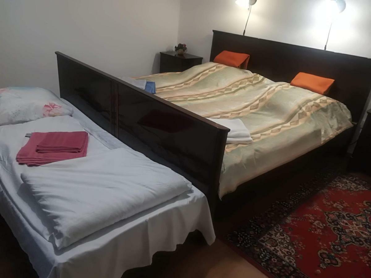 Hotel Teréz Háza à Pazmand Extérieur photo